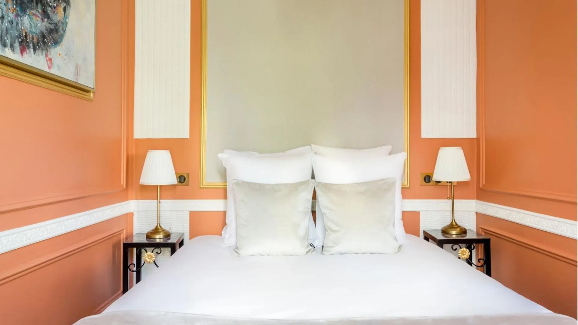 Luxury 3 bedrooms 3 bathrooms apartment in Le Marais Paris