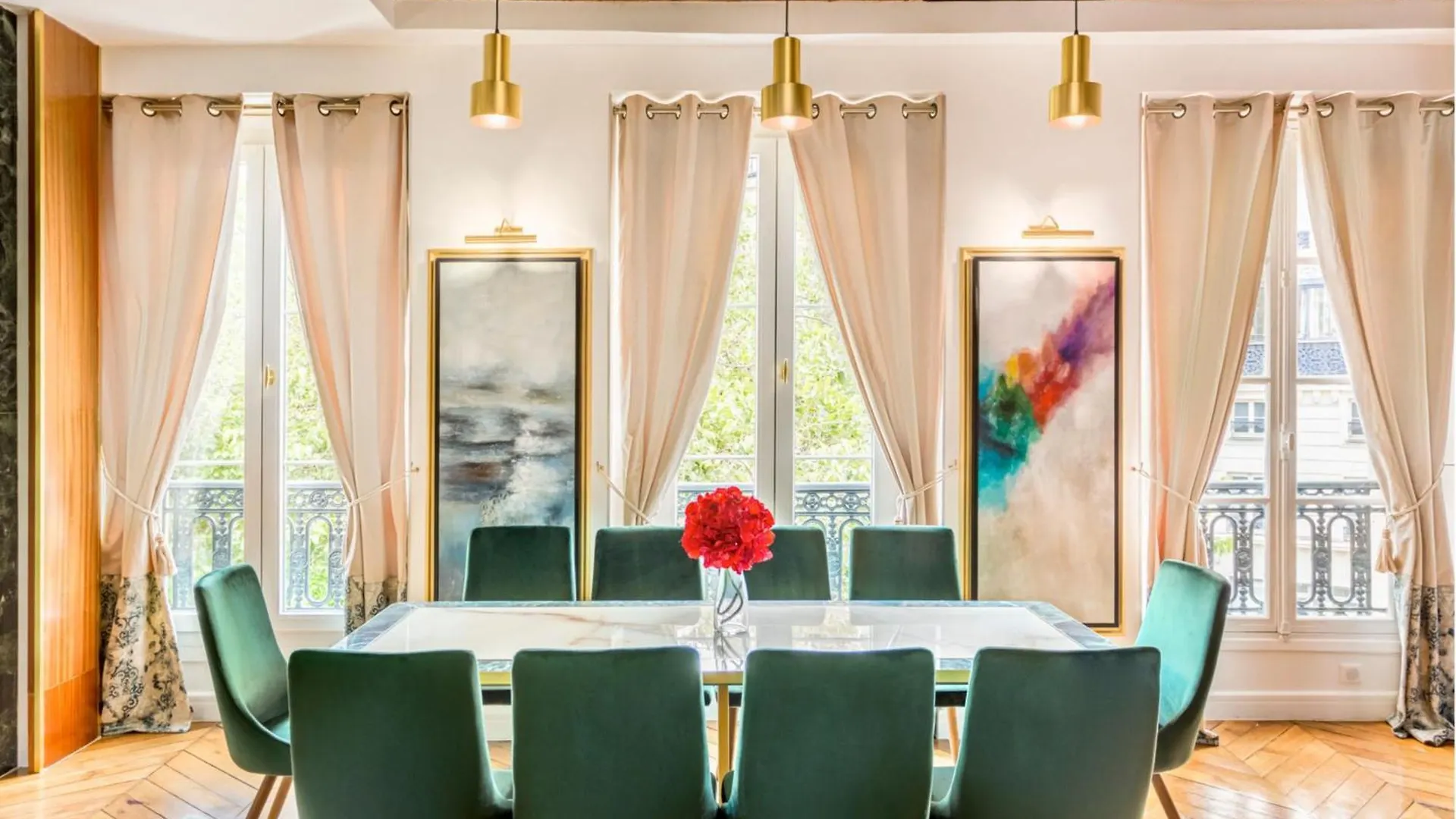 Luxury 3 bedrooms 3 bathrooms apartment in Le Marais Paris